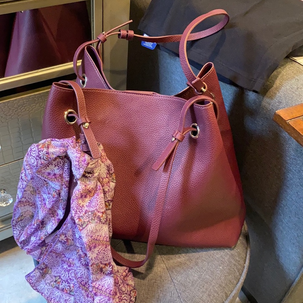 Lexi & Abbie Purse